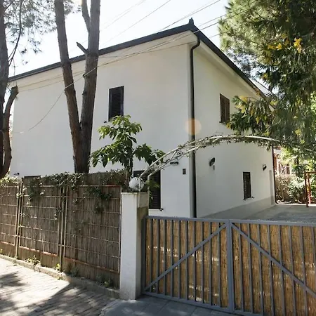 Villa Emi's
